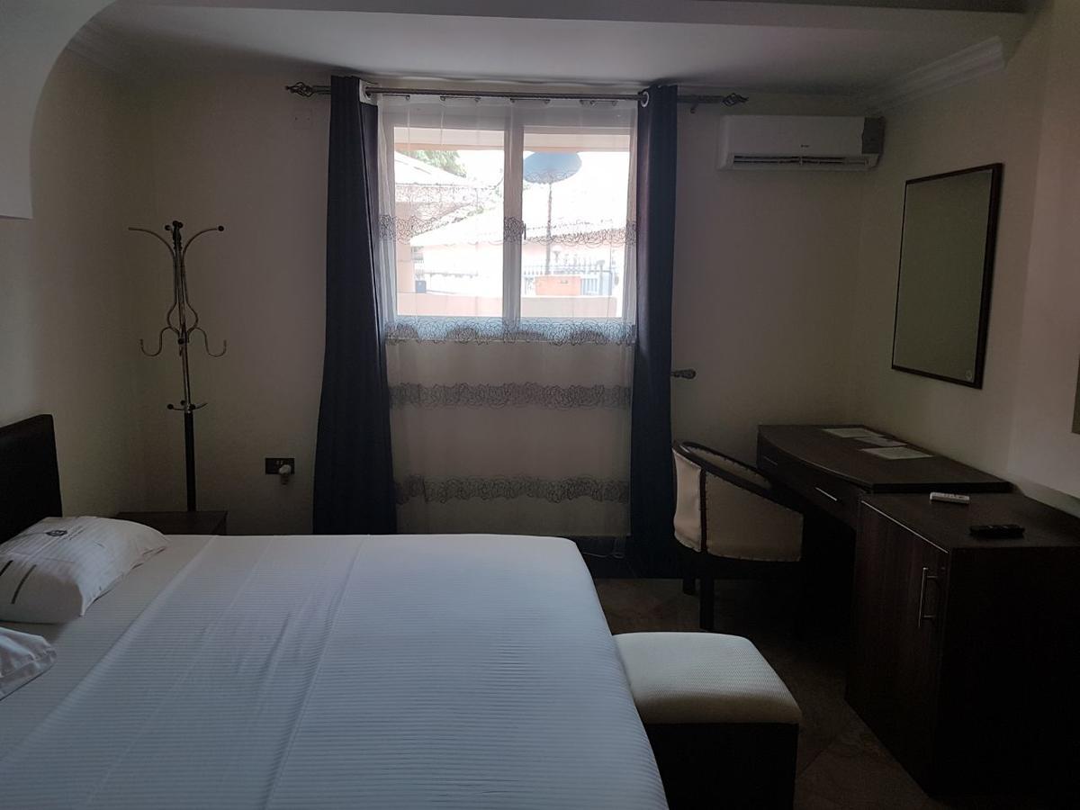 Ceamo Prestige Lodge Lodwar Bagian luar foto