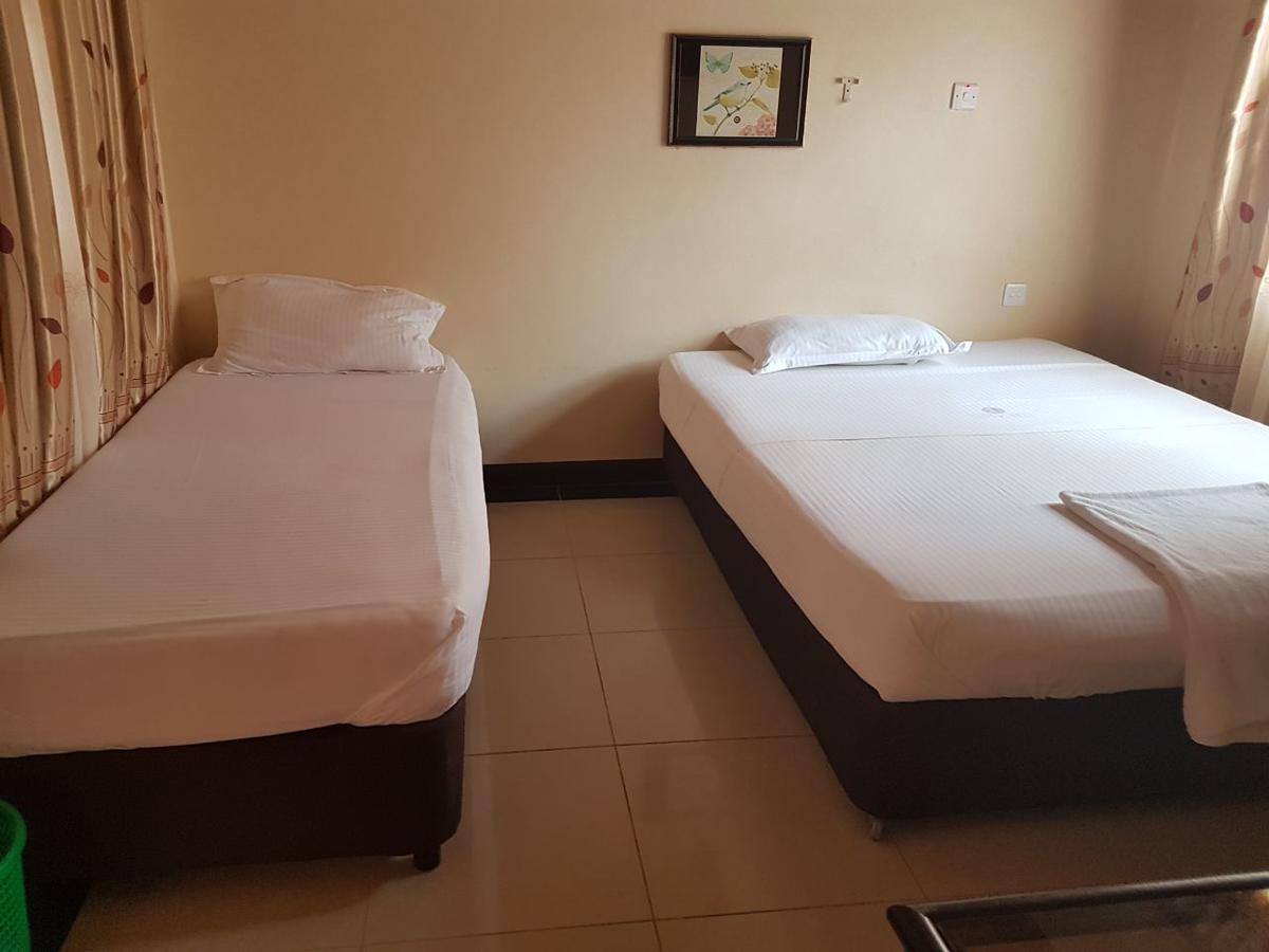 Ceamo Prestige Lodge Lodwar Bagian luar foto